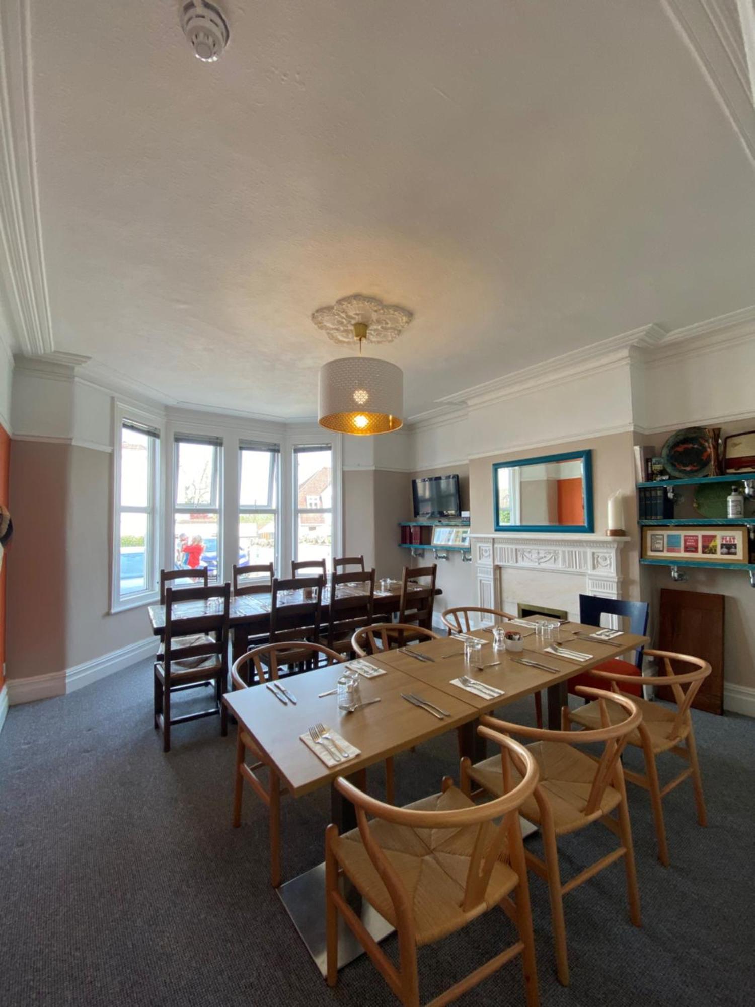 Hayward'S At The Grasmere Keynsham Bagian luar foto