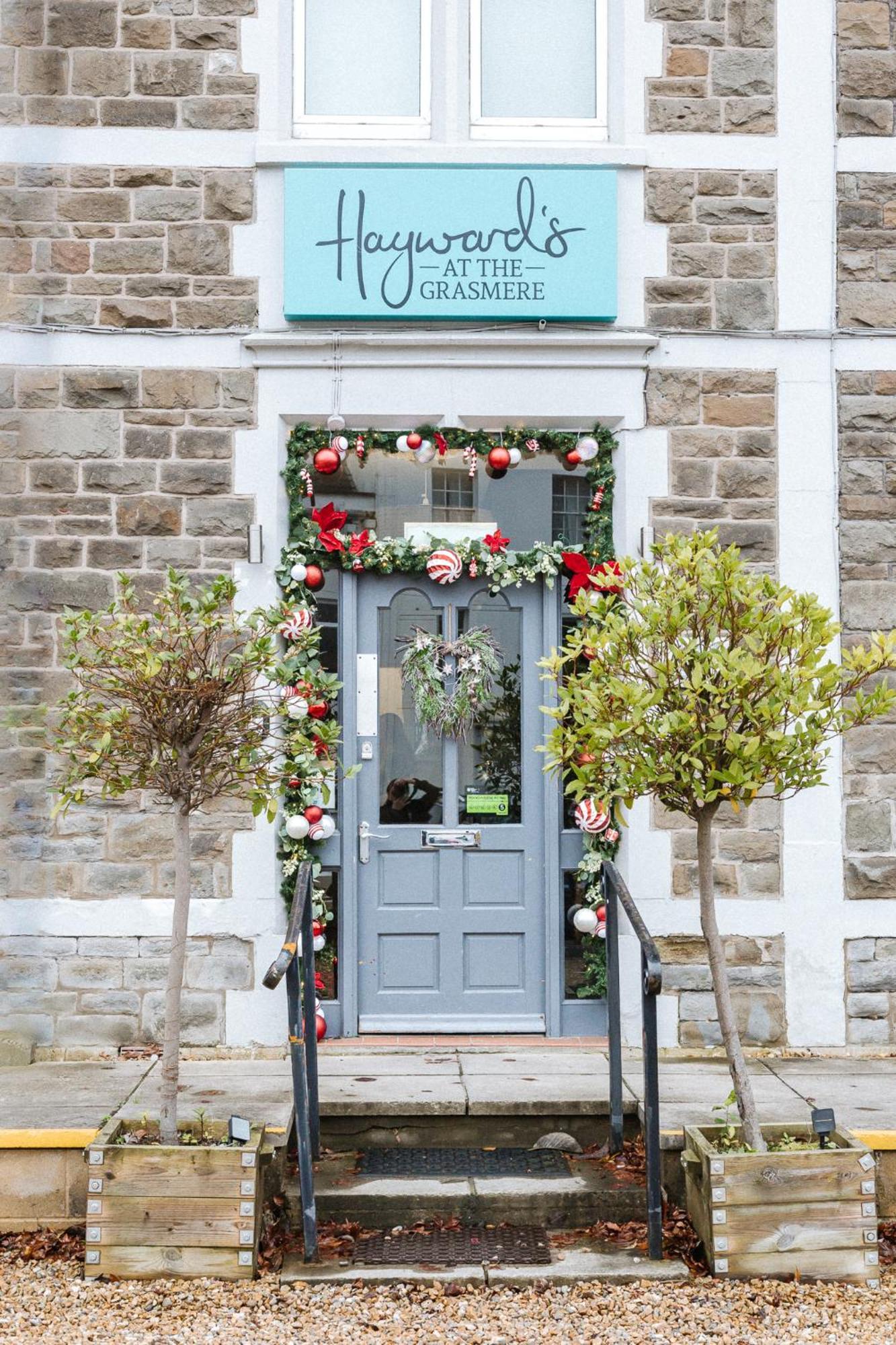 Hayward'S At The Grasmere Keynsham Bagian luar foto