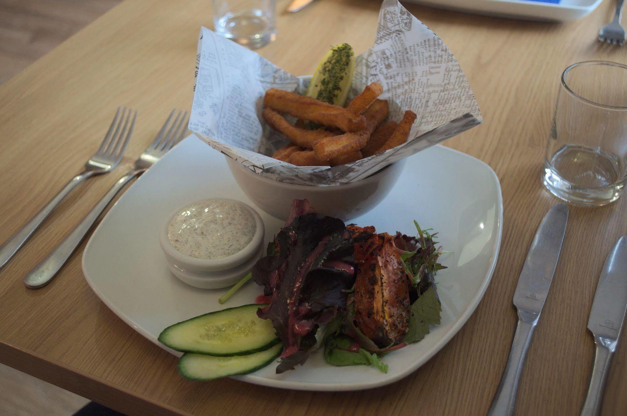 Hayward'S At The Grasmere Keynsham Bagian luar foto