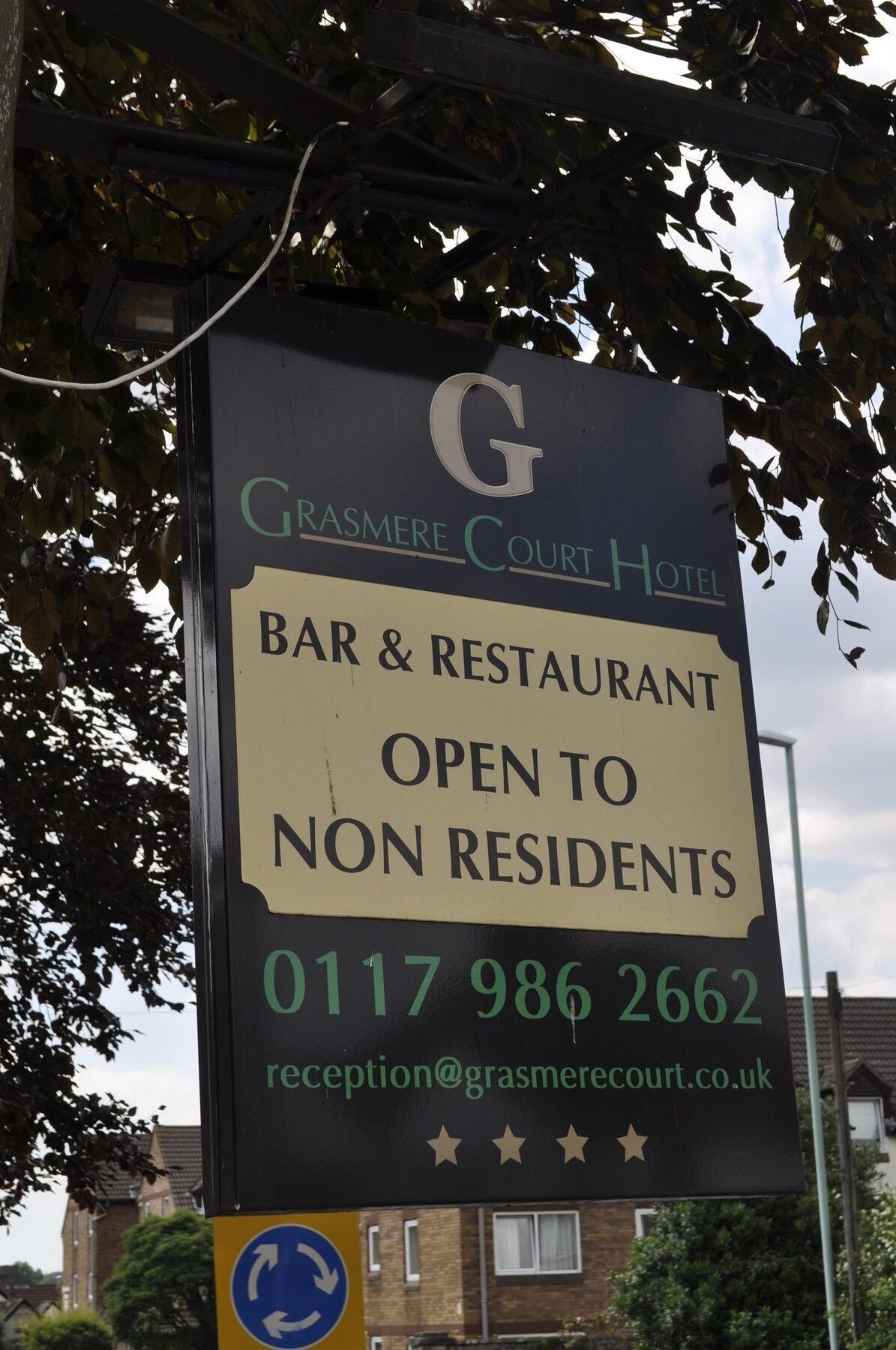 Hayward'S At The Grasmere Keynsham Bagian luar foto